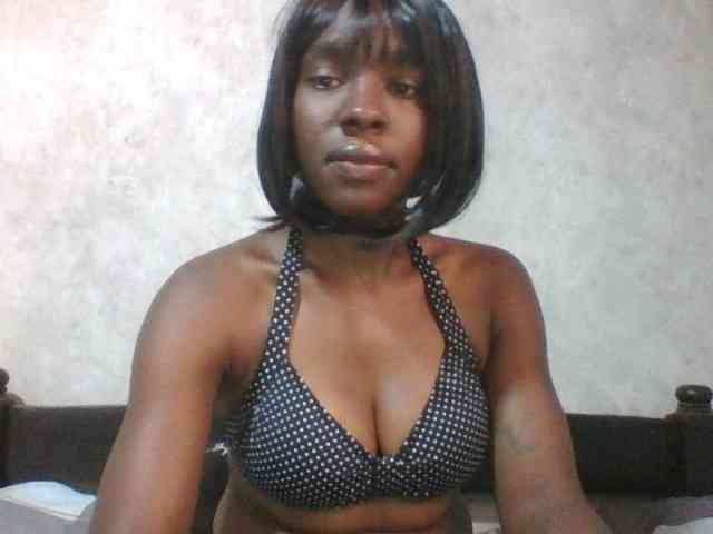 sweet-aaliya webcam