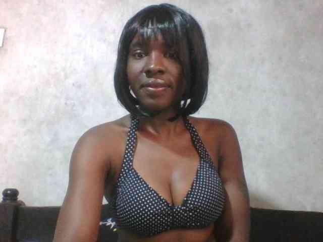 sweet-aaliya webcam
