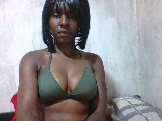 sweet-aaliya webcam