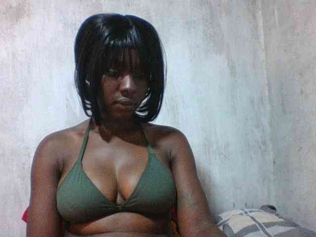 sweet-aaliya webcam