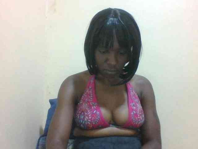 sweet-aaliya webcam
