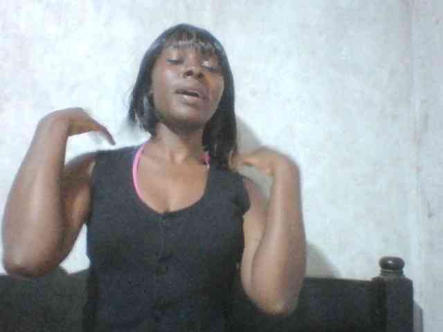 sweet-aaliya webcam