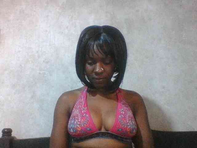 sweet-aaliya webcam