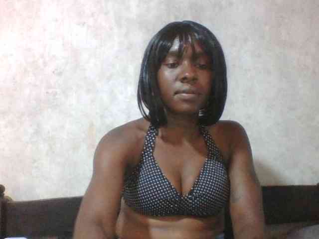 sweet-aaliya webcam