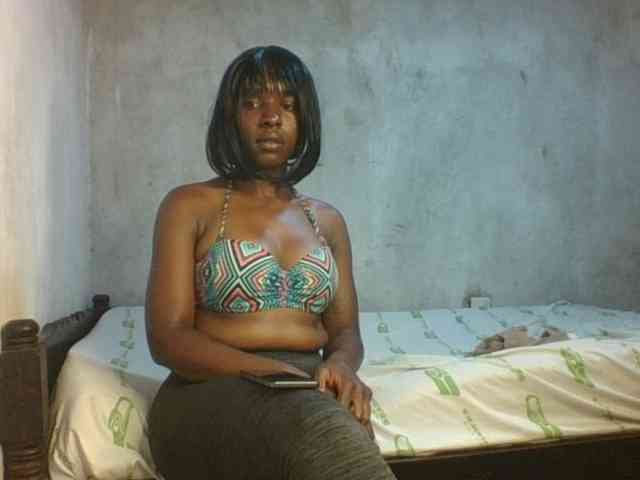 sweet-aaliya webcam