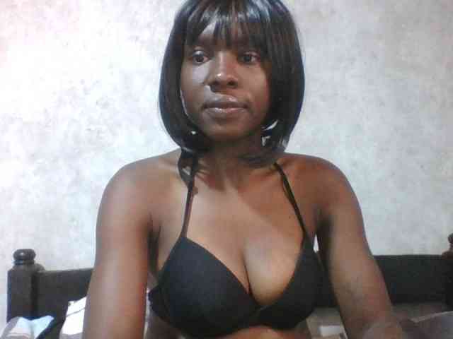 sweet-aaliya webcam