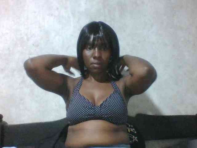 sweet-aaliya webcam