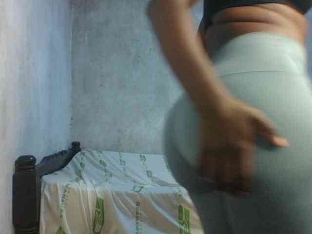 sweet-aaliya webcam