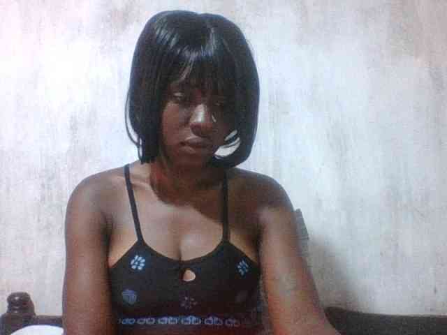 sweet-aaliya webcam