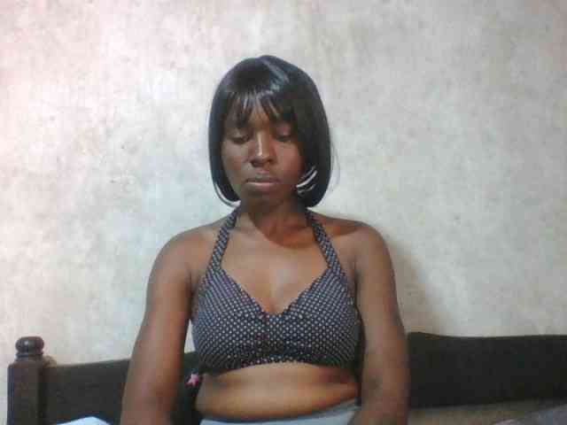 sweet-aaliya webcam