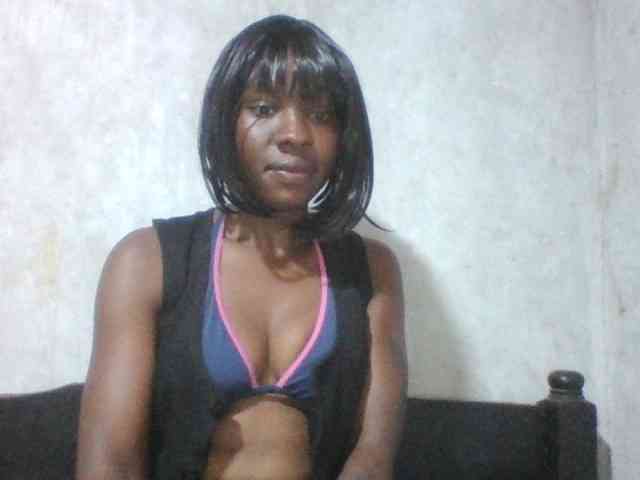 sweet-aaliya webcam