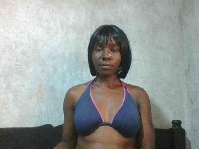 sweet-aaliya webcam