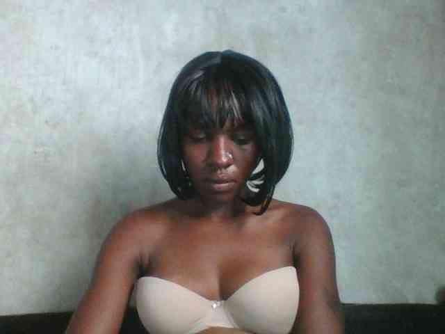 sweet-aaliya Live Webcam on BongaCams