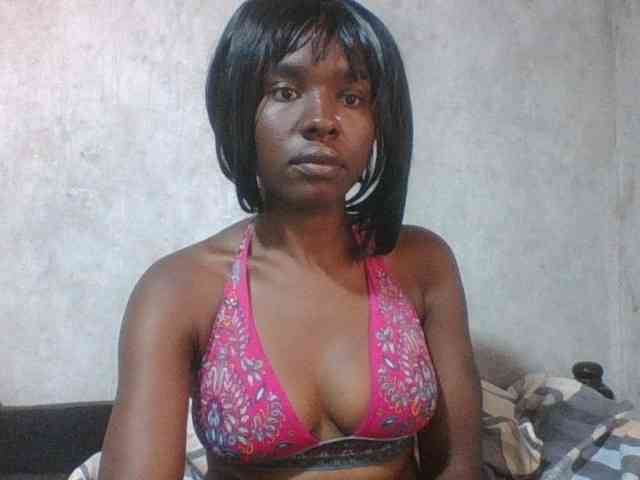sweet-aaliya webcam