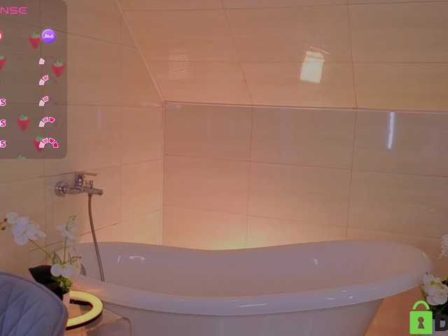 adet1a live cam on BongaCams