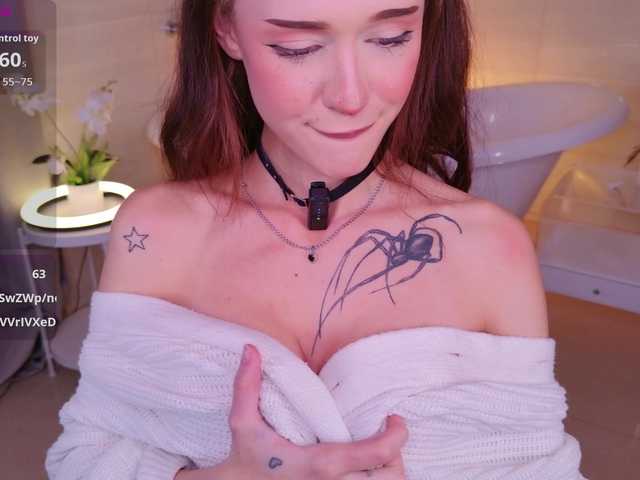 adet1a live cam on BongaCams