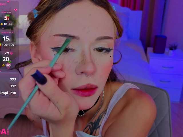 adet1a live cam on BongaCams