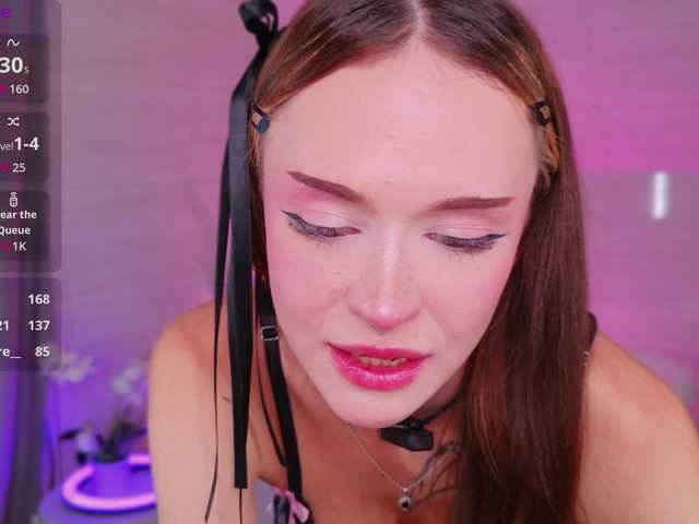 adet1a live cam on BongaCams