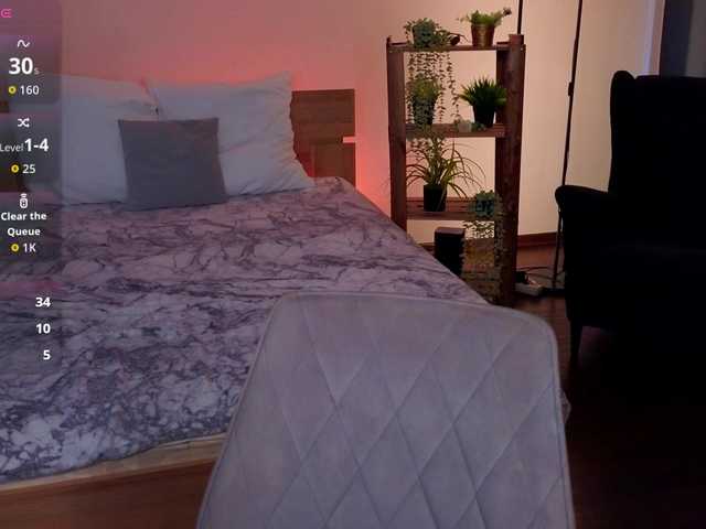 adet1a live cam on BongaCams