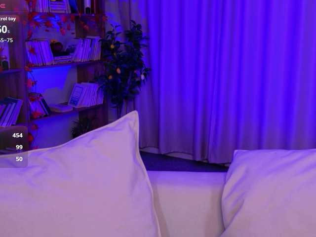 adet1a live cam on BongaCams