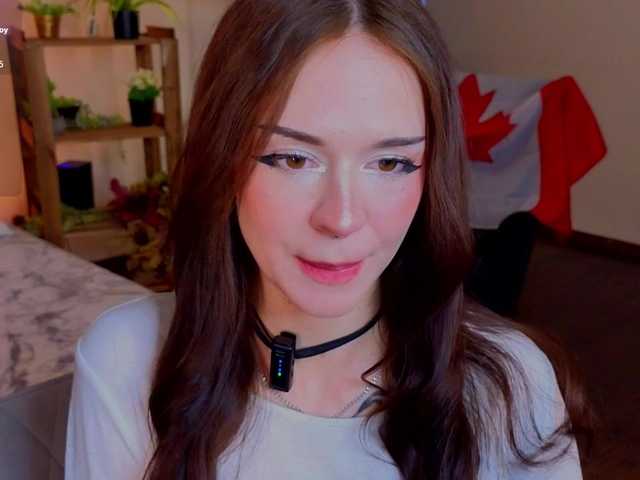 adet1a live cam on BongaCams