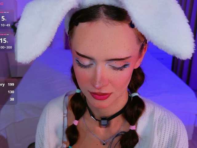 adet1a live cam on BongaCams