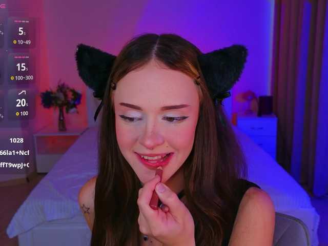 adet1a live cam on BongaCams