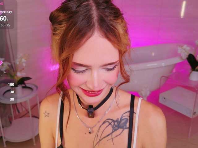 adet1a live cam on BongaCams