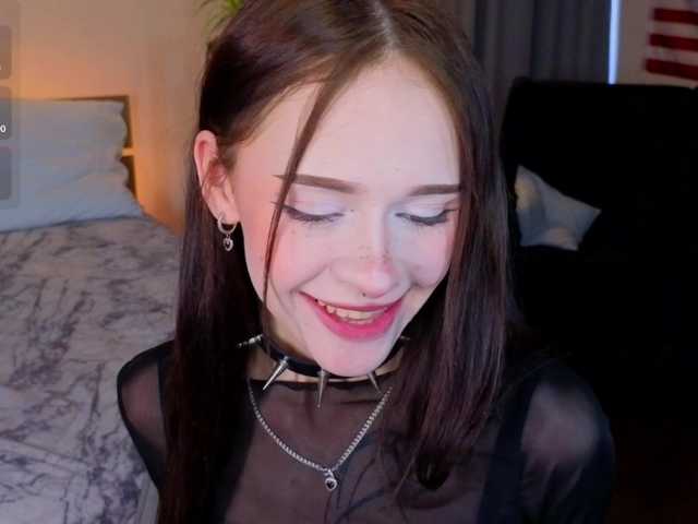  adet1a chat room
