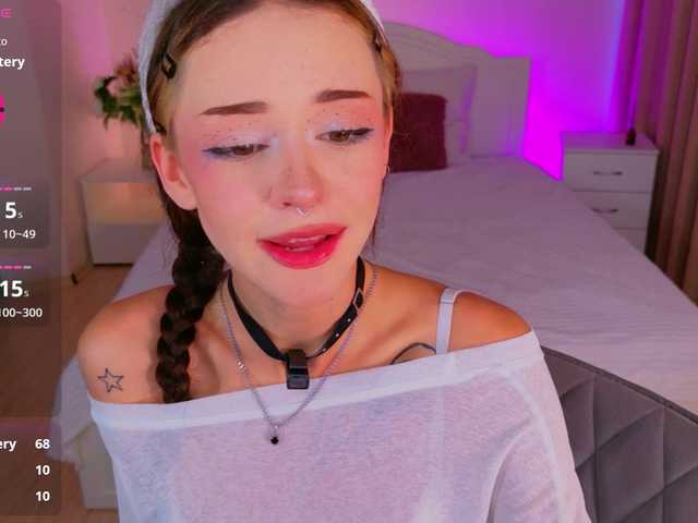 adet1a live cam on BongaCams