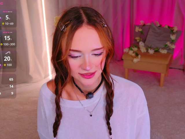 adet1a live cam on BongaCams
