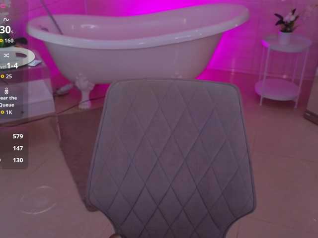 adet1a live cam on BongaCams