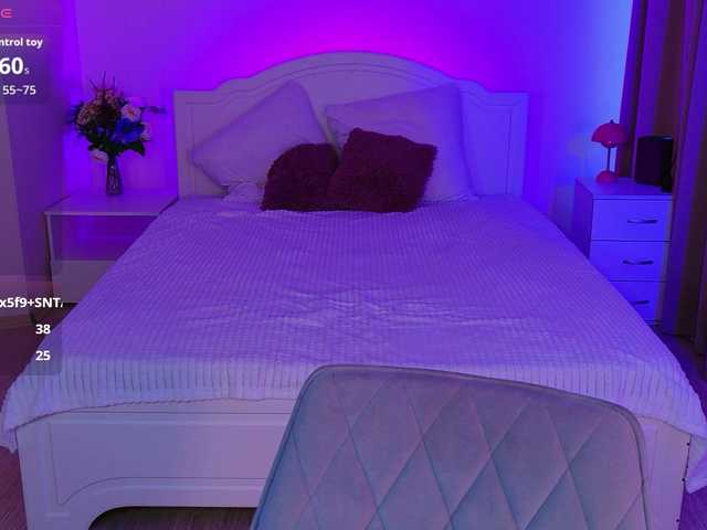 adet1a live cam on BongaCams