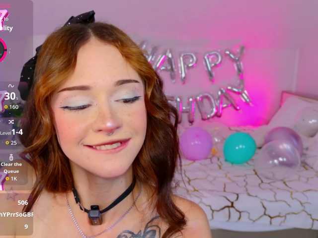 adet1a live cam on BongaCams