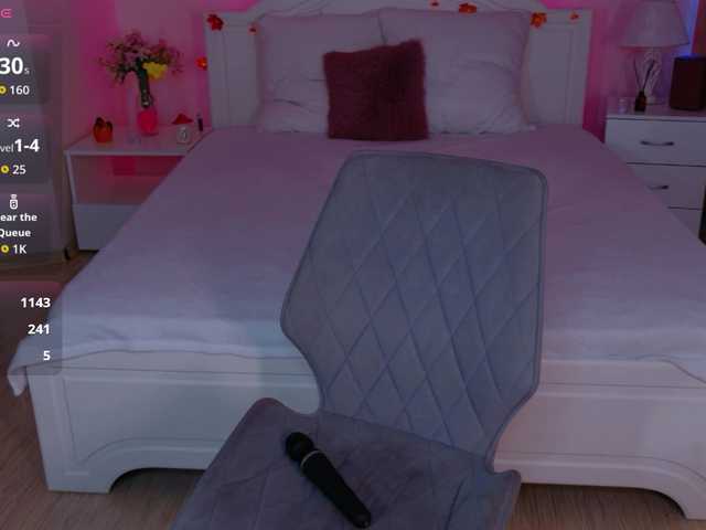 adet1a live cam on BongaCams