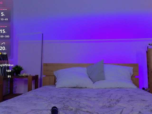 adet1a live cam on BongaCams