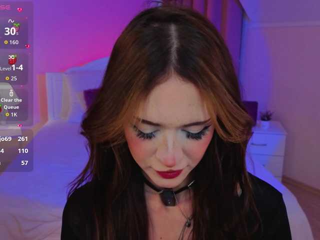 adet1a live cam on BongaCams