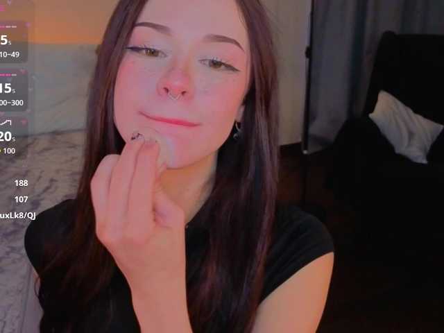  adet1a chat room
