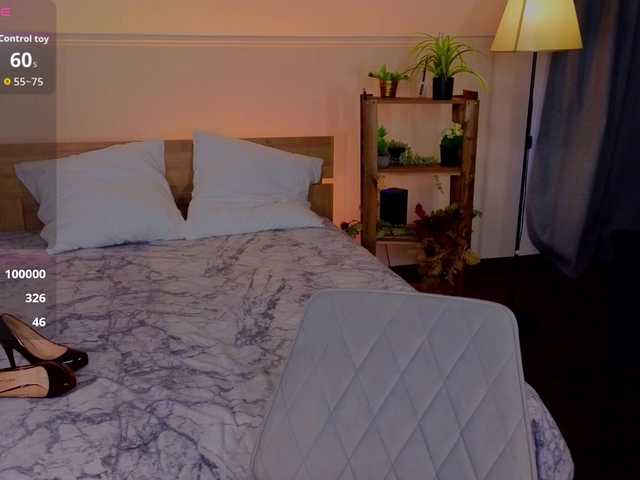 adet1a live cam on BongaCams
