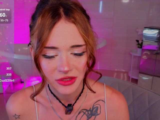 adet1a live cam on BongaCams