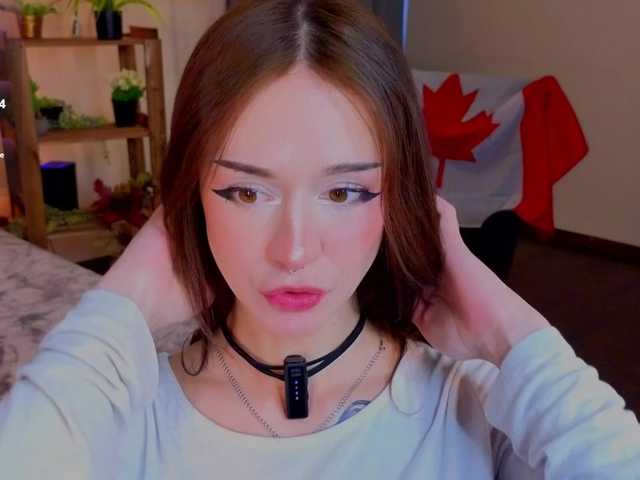 adet1a live cam on BongaCams