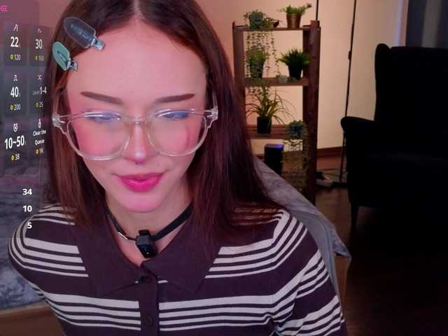 adet1a live cam on BongaCams