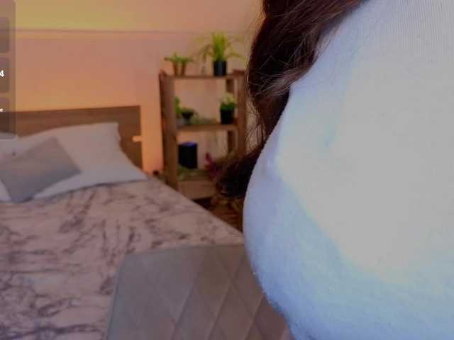 adet1a live cam on BongaCams