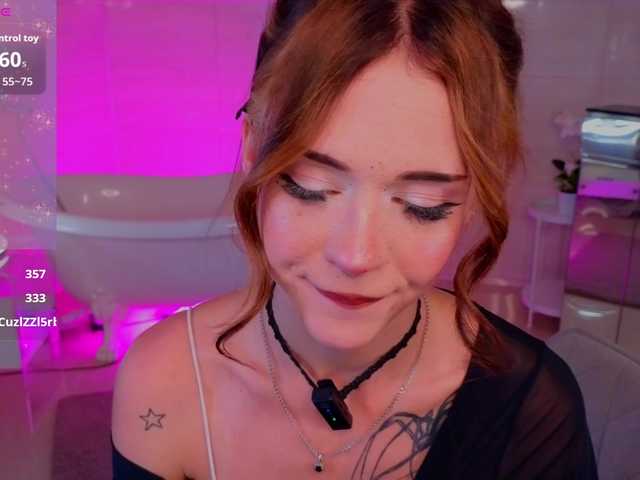 adet1a live cam on BongaCams