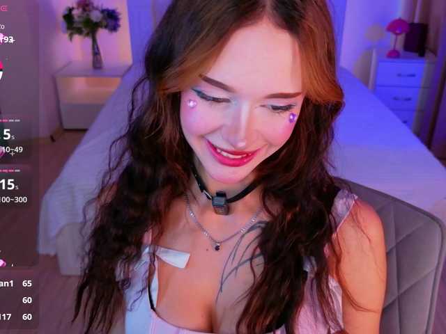 adet1a live cam on BongaCams