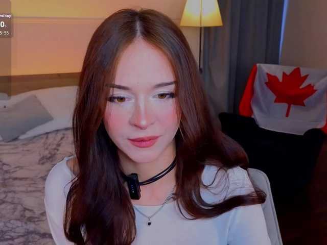 adet1a live cam on BongaCams