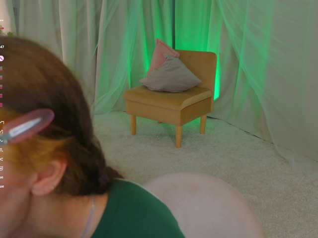adet1a live cam on BongaCams