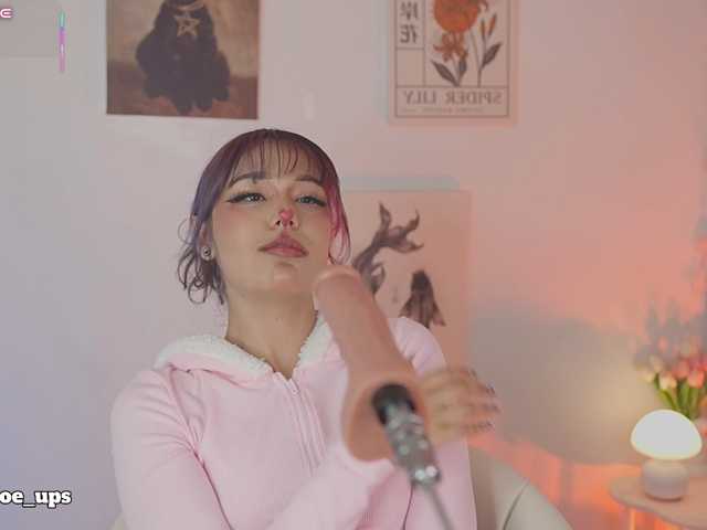 ChloeEvans live cam on BongaCams