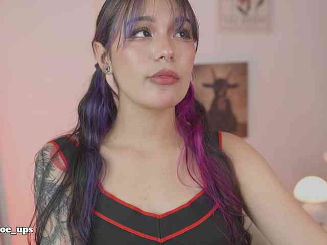 ChloeEvans Live Webcam on BongaCams