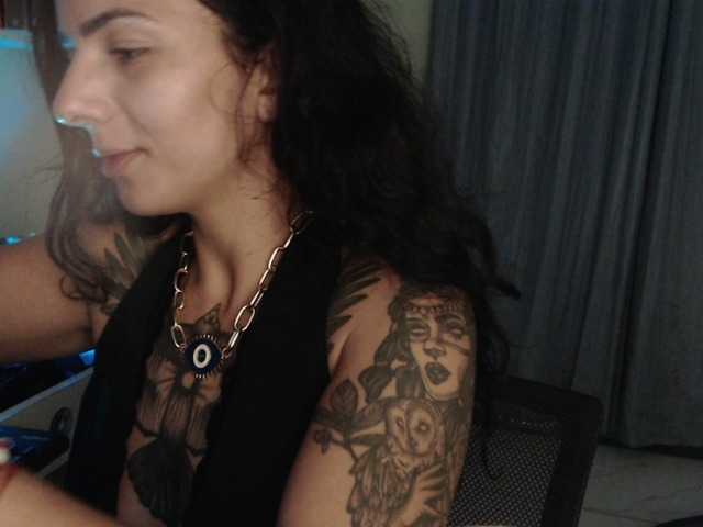 LatinTupi live cam on BongaCams